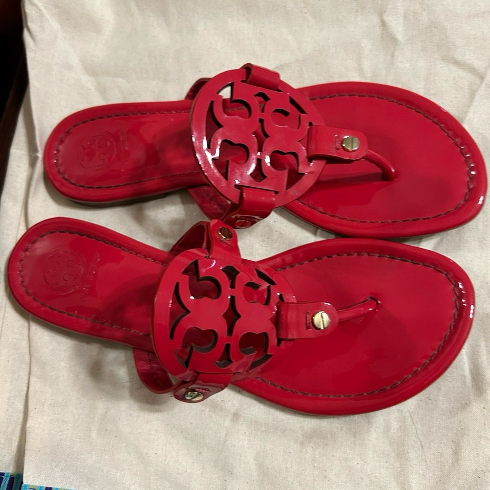 Red Tory Burch Millers Size 7 EUC